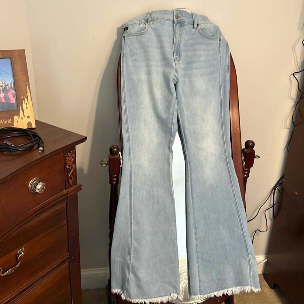 KanCan light wash jean flares size 13(30).